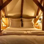 Case de vacanță Castelului Boutique-old Town-free Private Parking *