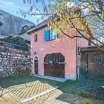 Case de vacanță Castelului Boutique-old Town-free Private Parking