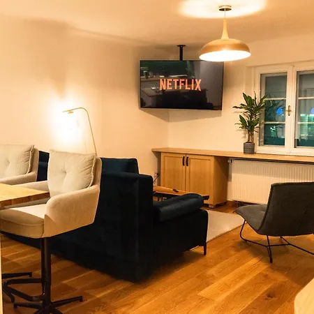 Castelului Boutique-old Town-free Private Parking Сasa de vacaciones Braşov