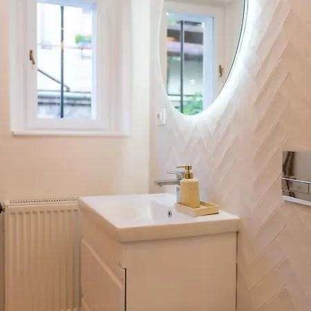 Castelului Boutique-old Town-free Private Parking *