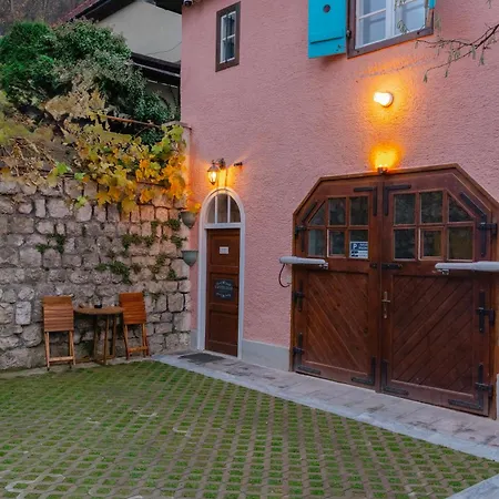 Castelului Boutique-old Town-free Private Parking * Braşov