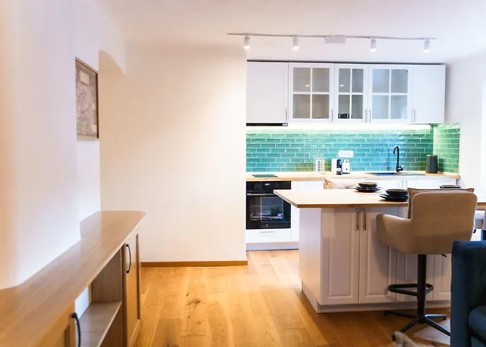 Feriehus Castelului Boutique-old Town-free Private Parking