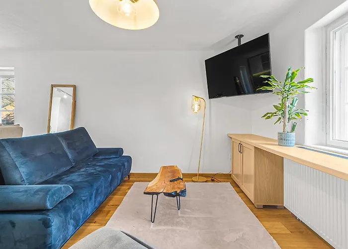 Castelului Boutique-old Town-free Private Parking Сasa de vacaciones Braşov