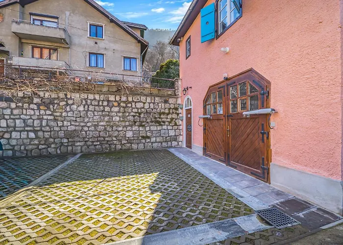 Castelului Boutique-old Town-free Private Parking בית נופש בראשוב