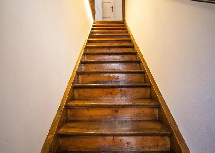 Castelului Boutique-old Town-free Private Parking Feriehus Braşov